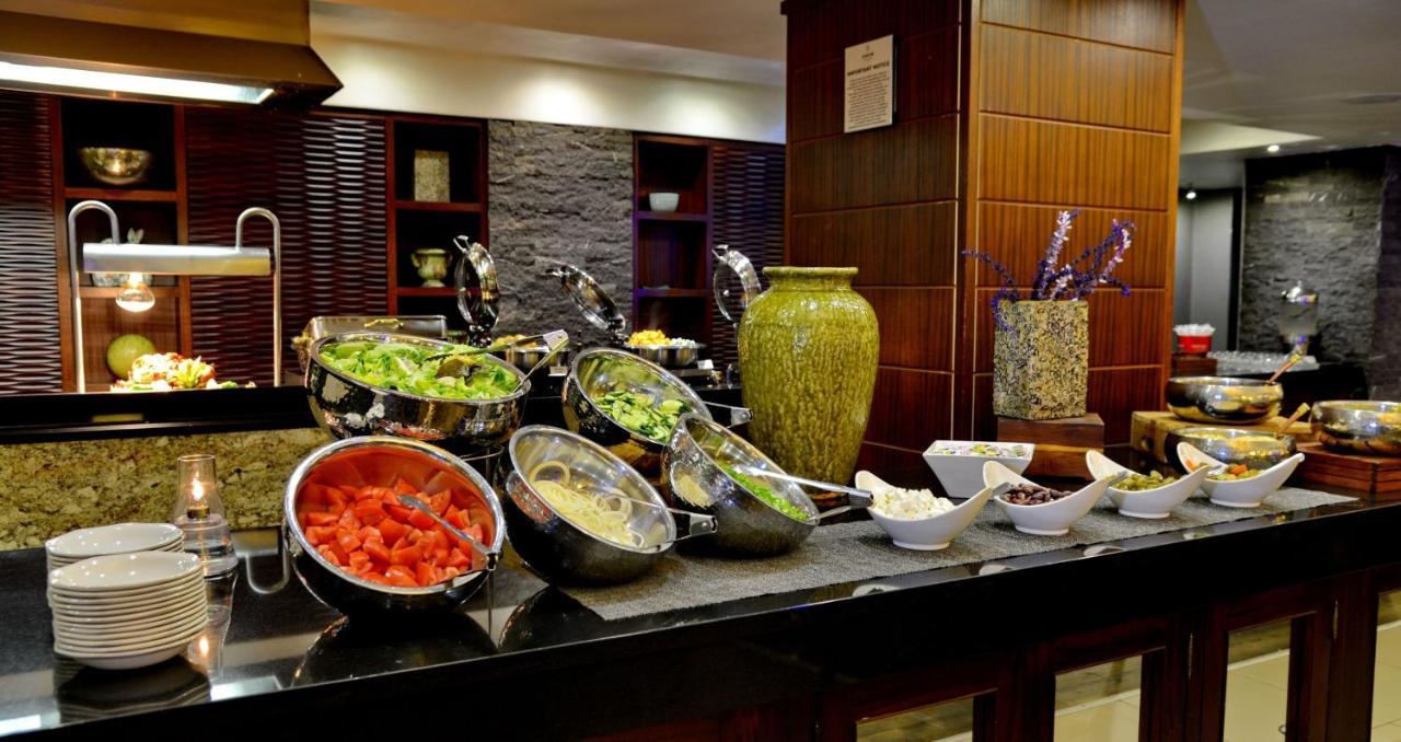 Anew Hotel Witbank Emalahleni Buitenkant foto