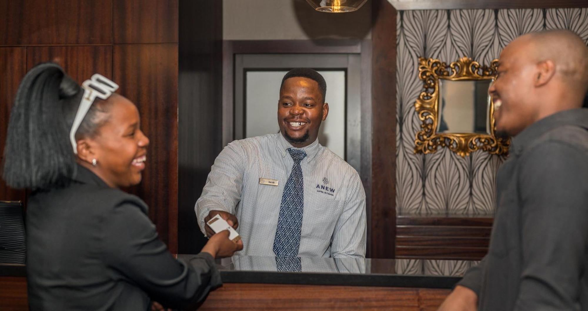 Anew Hotel Witbank Emalahleni Buitenkant foto