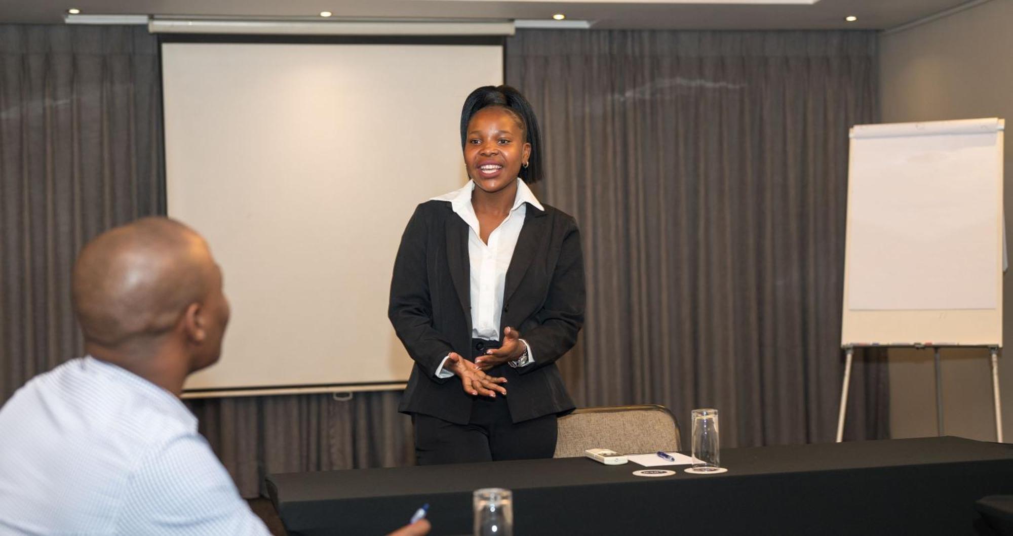 Anew Hotel Witbank Emalahleni Buitenkant foto